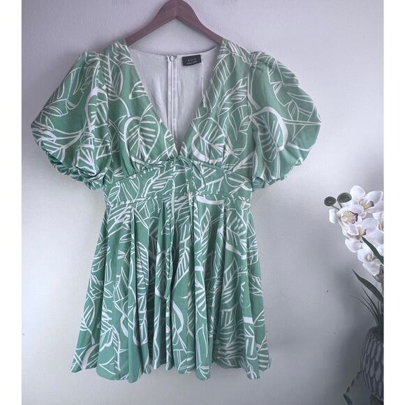 VICI Green Linen Blend Puff Sleeve Fit and Flare Mini Dress Women's Size X-Large - Picture 1 of 9